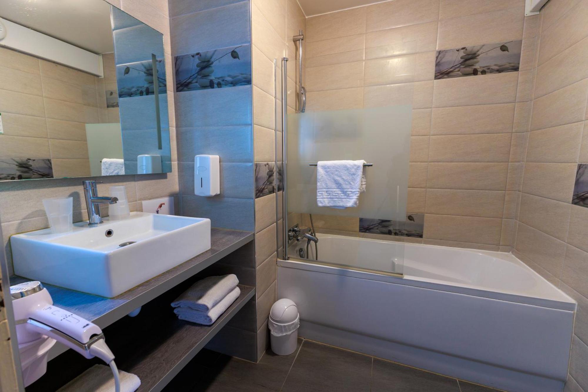 Le Rochelois Hotel